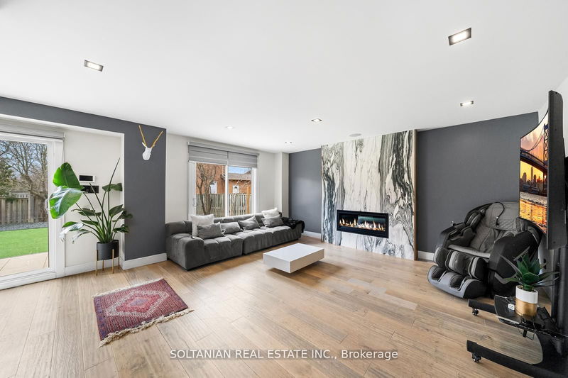 50 Addison St  Richmond Hill, L4C 7L8 | Image 3