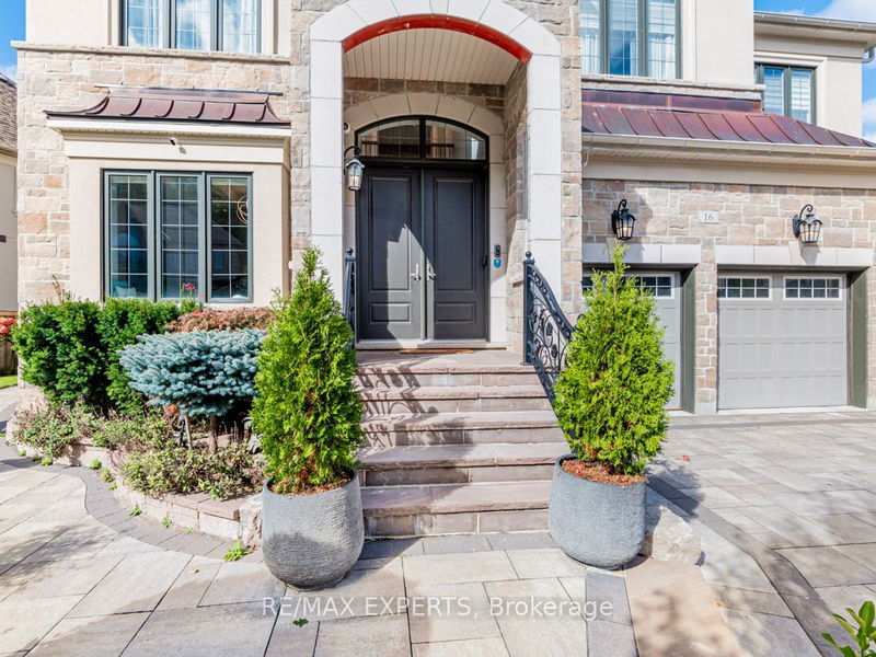 16 Sofia Olivia Cres  Vaughan, L6A 4T2 | Image 2