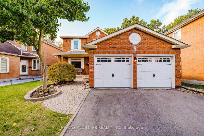 7 Conistan Rd  Markham, L3R 8J6 | Image 1