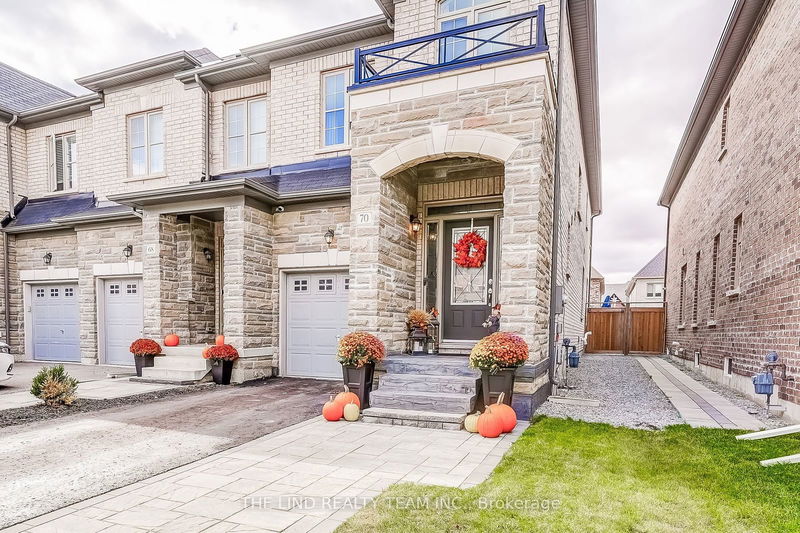 70 Walter Proctor Rd  East Gwillimbury, L9N 0L6 | Image 3