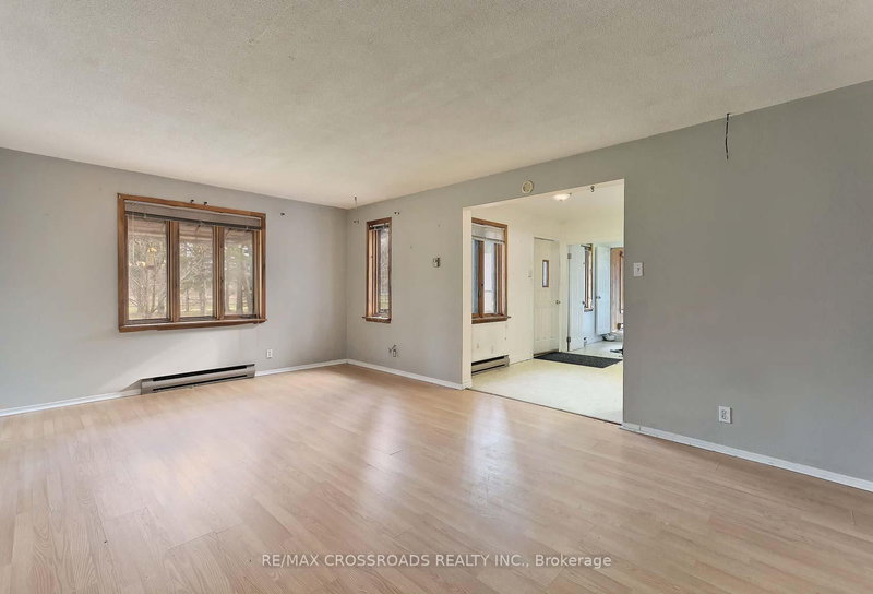 2726 9Th Line, Innisfil, L9S 3Z8 | Image 3