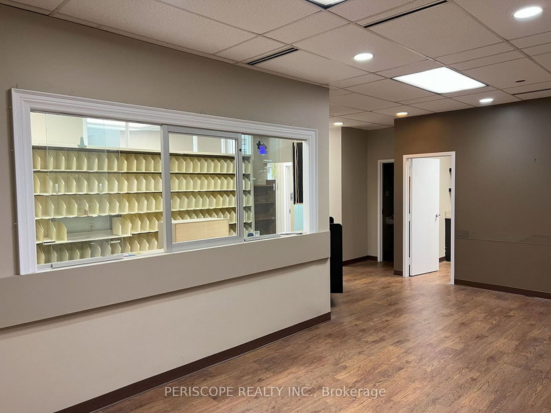 101 - 679 Davis Dr, Newmarket, L3Y 5G8 | Image 2