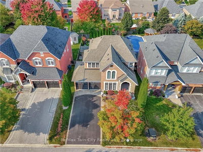 32 Confederation Dr, Uxbridge - Uxbridge