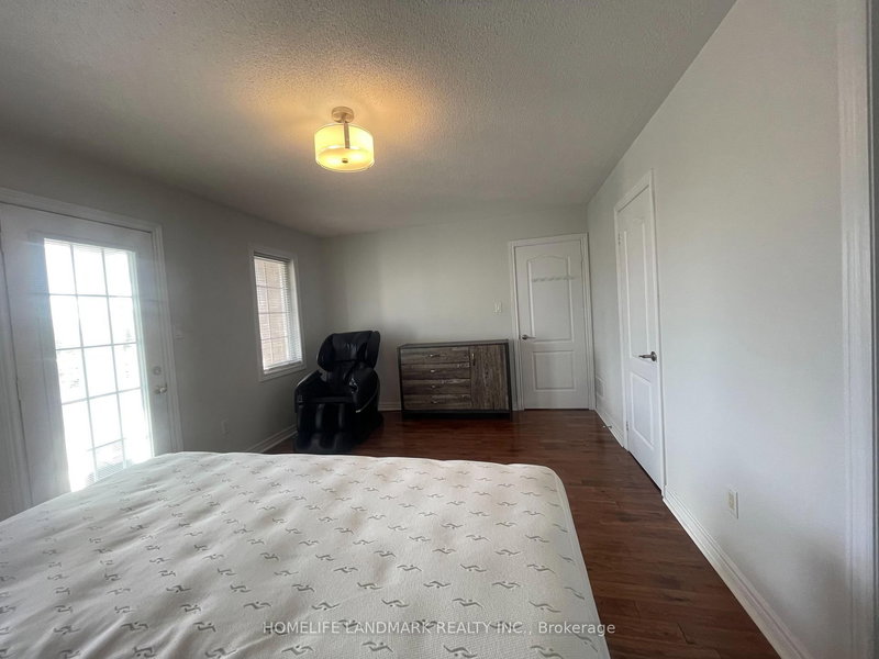 Upper 1 - 81 Appleview Rd, Markham, L6E 2G3 | Image 3