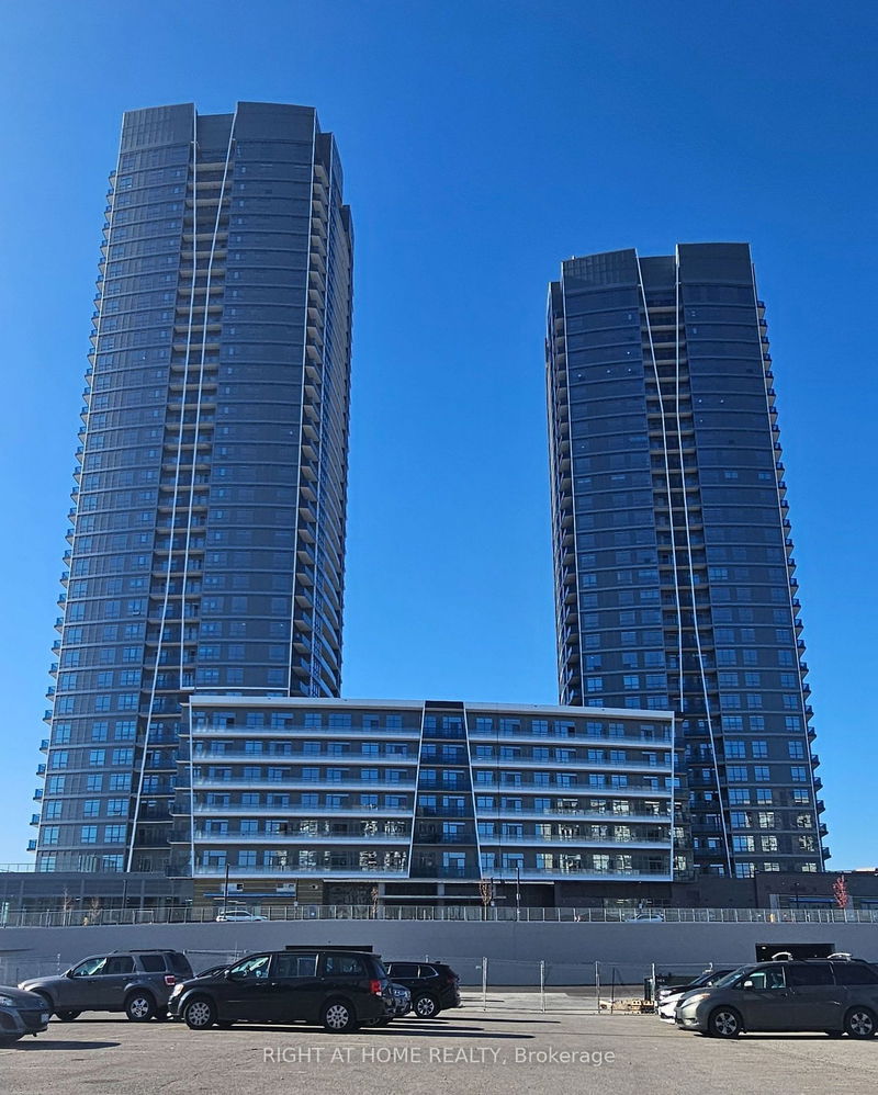 home for lease on B-1903-50 Upper Mall Way
