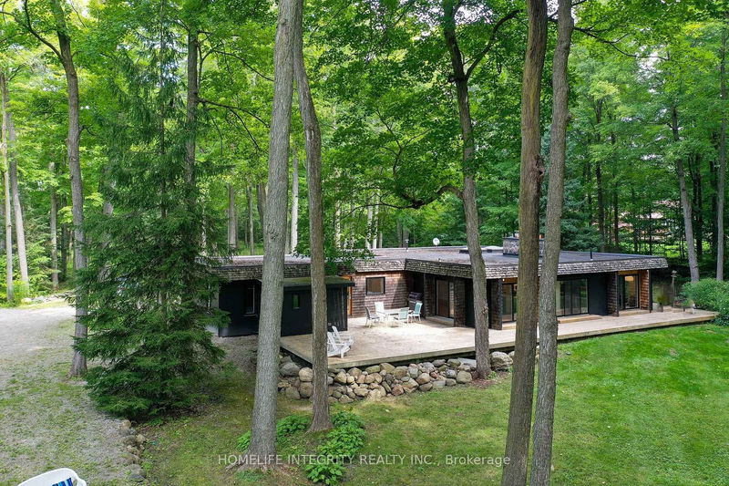 home for lease on 5529 Sixth Line
