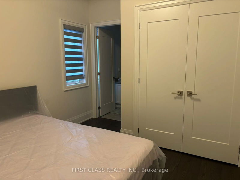home for lease on 44 Meteorite Street