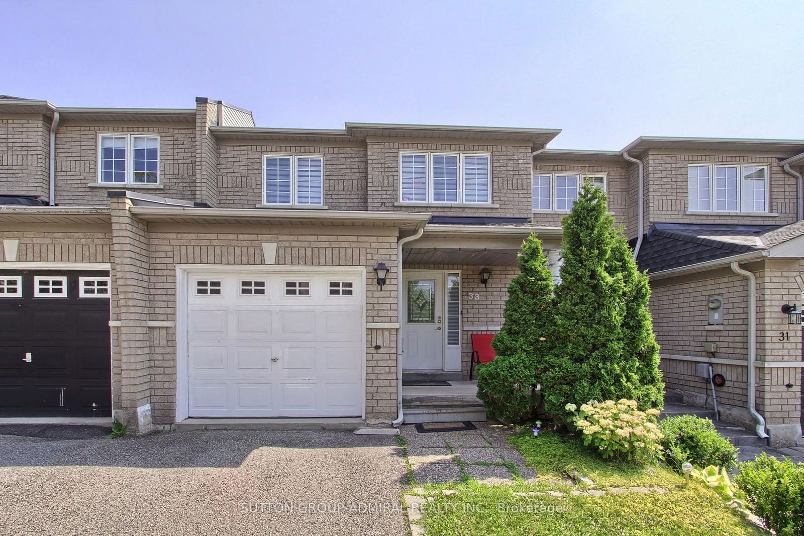 Building at 33 Lodgeway Drive, Vaughan, Rural Vaughan