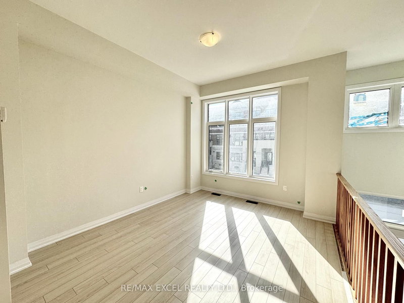 31 Millman Lane, Richmond Hill, L4S 0P8 | Image 3