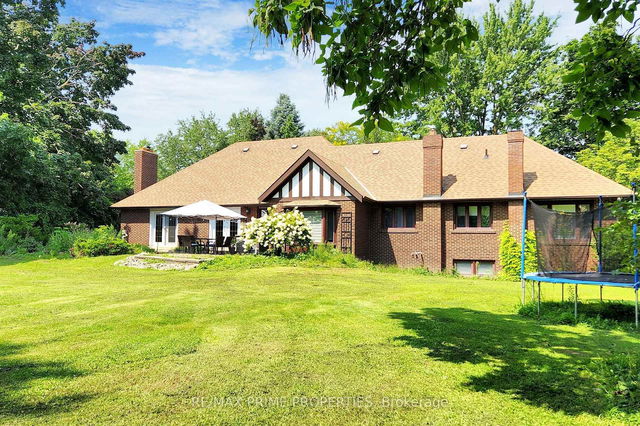 5 Mortson Street