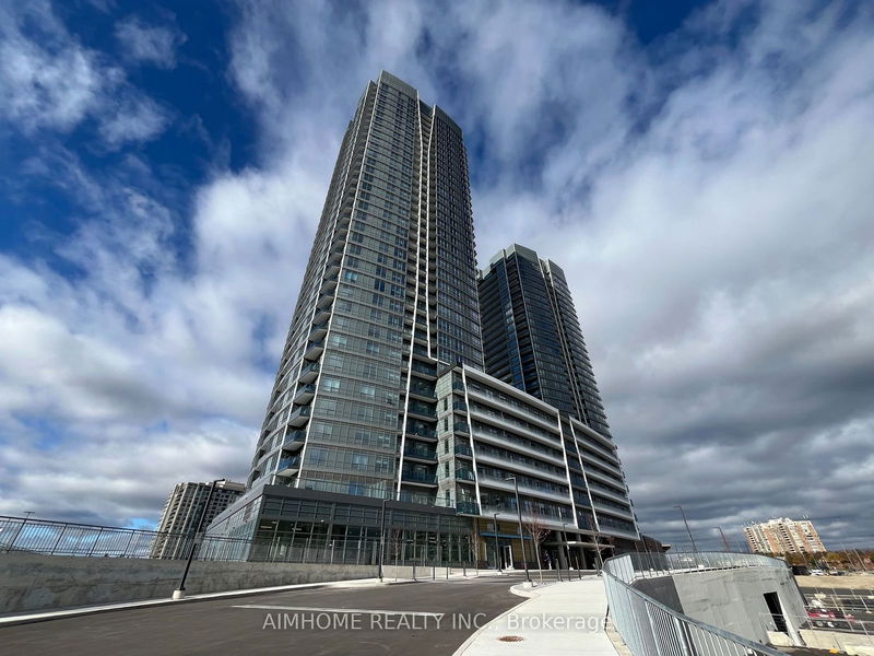 home for lease on 1902-50 Upper Mall Way
