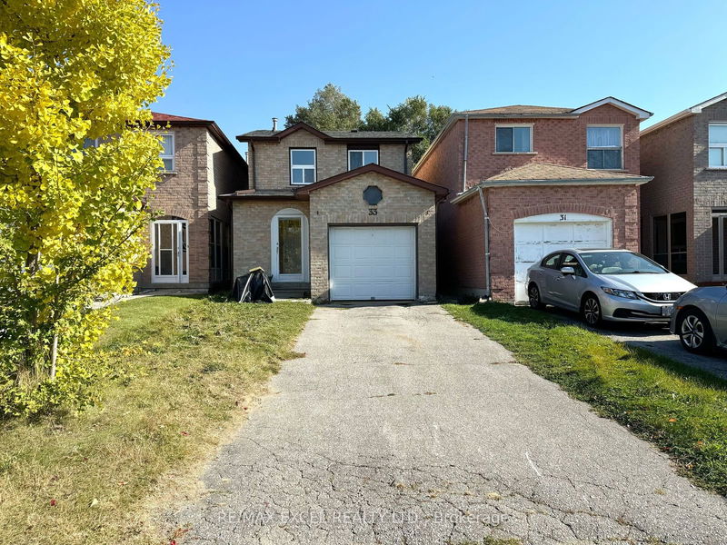 home for lease on 33 Sorrell Crescent
