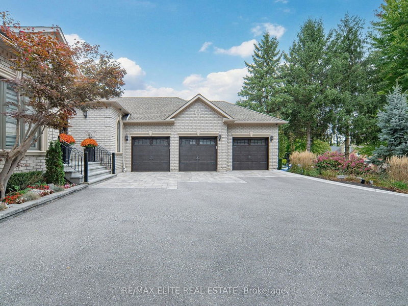 71 Glacier Crt, Vaughan, L6A 2V3 | Image 3