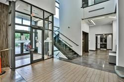 home for lease on 712-325 South Park Road