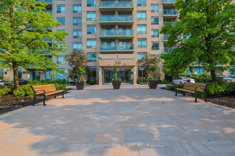LPH19 - 39 Oneida Cres, Richmond Hill, L4B 4T9 | Image 2