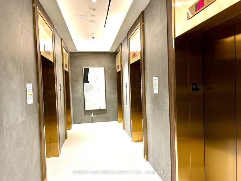 Room2