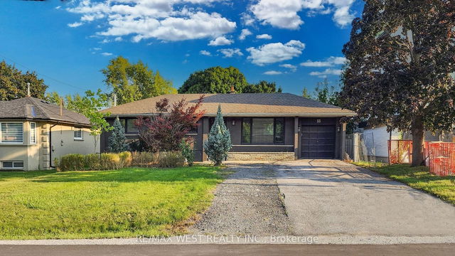 33 Goodman Crescent