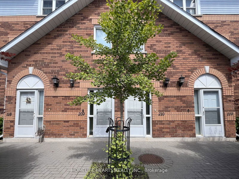 Unit 210 — 12439 Ninth Line, Whitchurch-Stouffville - Stouffville image-0-0