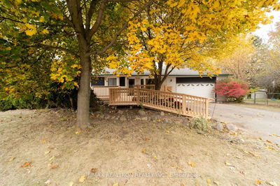 26 Dunham Cres, Aurora - Aurora Heights image-0-1