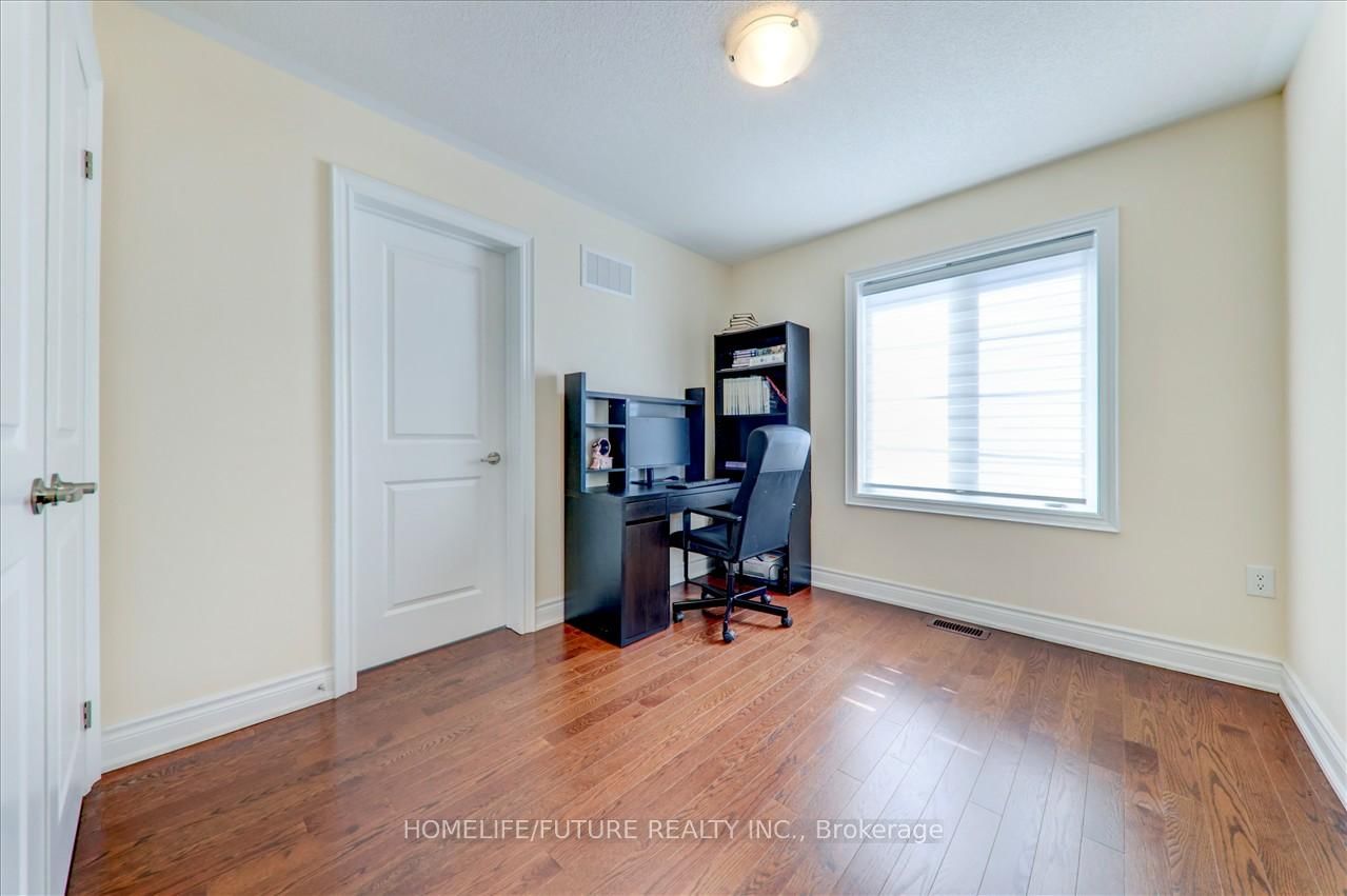 Listing Image 22