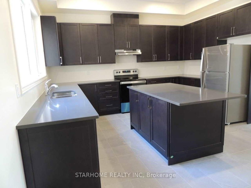 Main - 9436 Bayview Ave, Richmond Hill, L4C 5G9 | Image 3