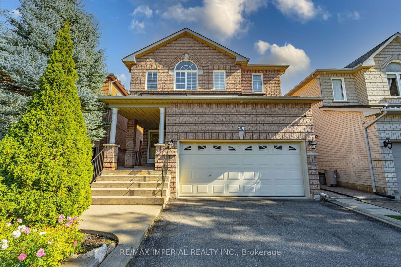 Building at 23 Criscione Drive, Vaughan, Sonoma Heights