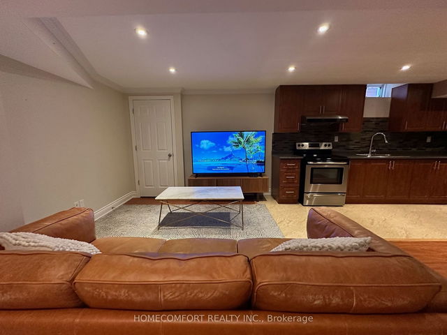Basment - 165 Edward Jeffreys Avenue