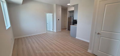 Unit PH01 — 13042 Yonge St, Richmond Hill - Oak Ridges image-0-4