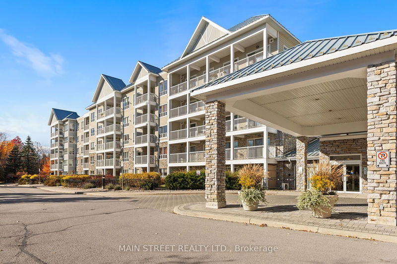 Unit 114 — 900 Bogart Mill Tr, Newmarket - Gorham-College Manor image-0-0