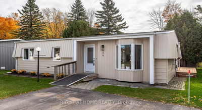 39 Corner Brook Tr, Innisfil - Rural Innisfil image-0-1