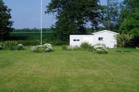 2032 Chantler St, Innisfil, L9S1B5 | Image 2