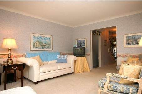 63 Kindale Way, Markham, L3T4Z2 | Image 2