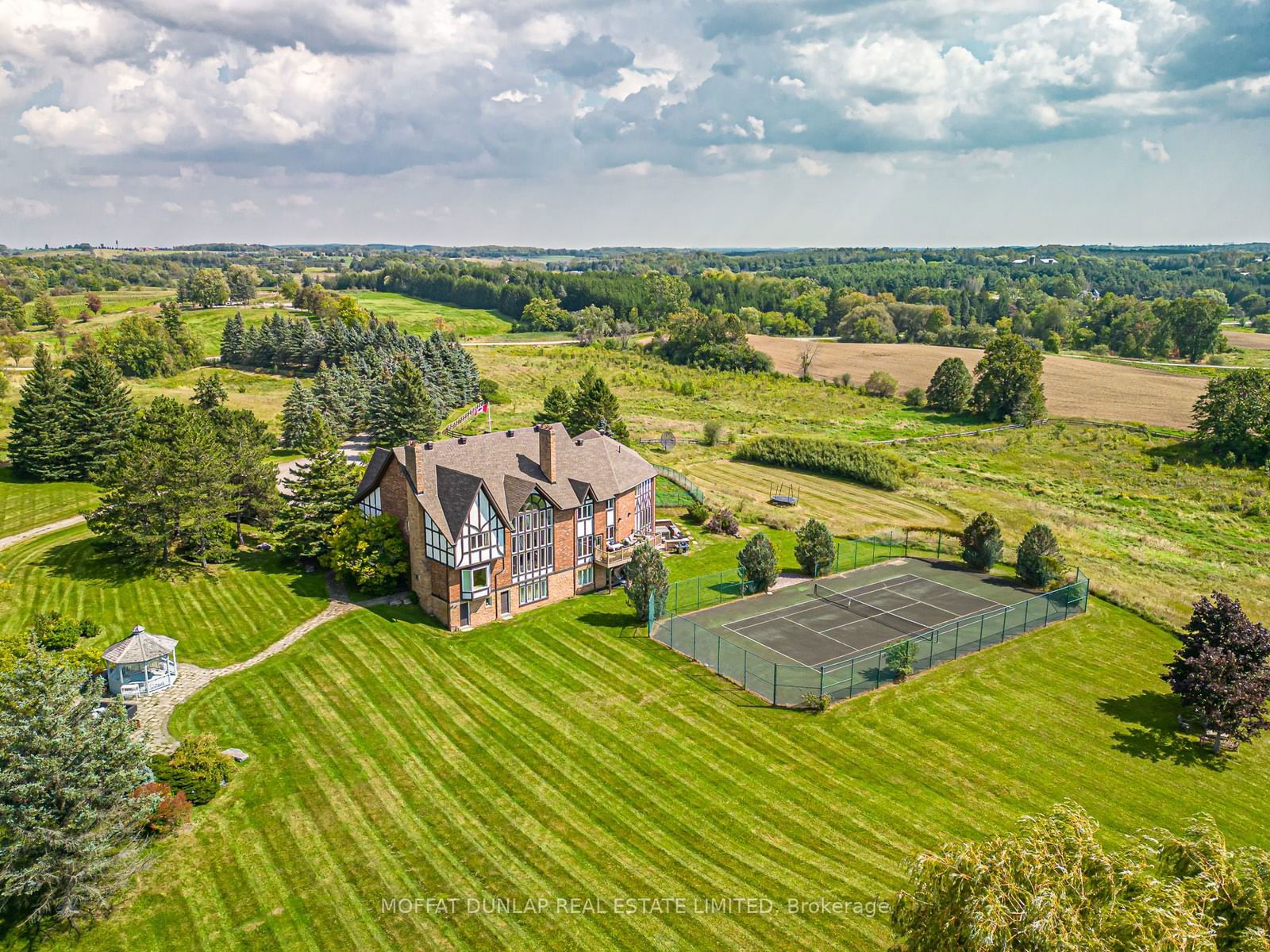 Building in 15600 11th Concession Road