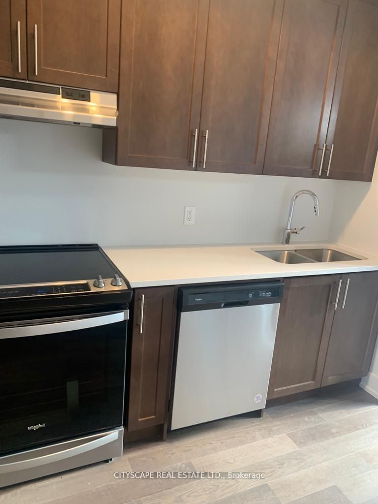 L115 - 9560 Islington Ave, Vaughan, L4H 3G7 | Image 3