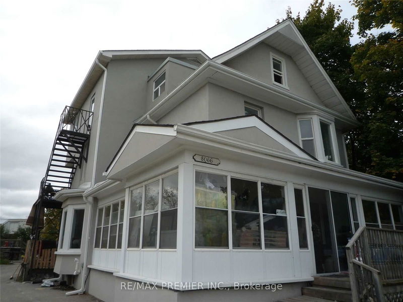 home for lease on 3rd Flr-8066 Kipling Avenue
