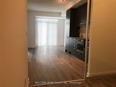 Unit 710 — 38 Honeycrisp Cres, Vaughan - Vaughan Corporate Centre image-0-3