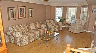 102 Roxton Rd, Oakville, L6H6V4 | Image 2