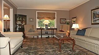 2165 Dunedin Rd, Oakville, L6J5V2 | Image 2