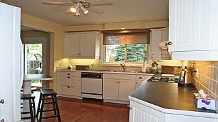 5193 Lakeshore Rd, Burlington, L7L1C7 | Image 3