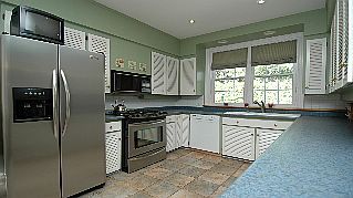 376 Chartwell Rd, Oakville, L6J4A3 | Image 2