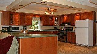 435 Maple Ave, Oakville, L6J2J2 | Image 3