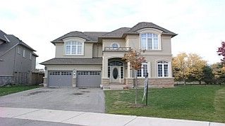 169 Spring Azure Cres, Oakville, L6L6V7 | Image 2