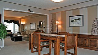 1050 Lindsay Dr, Oakville, L6M3B5 | Image 3