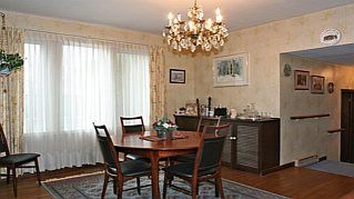 127 Mayfield Dr, Oakville, L6H1G5 | Image 2