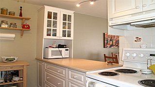 112 - 1050 Falgarwood Dr, Oakville, L6H2P3 | Image 2