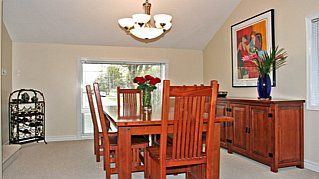 499 Rebecca St, Oakville, L6K1K8 | Image 3