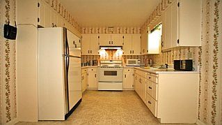 3279 Lakeshore Rd, Burlington, L7N1A7 | Image 3