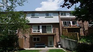 Townhouse sold at 4-2140 Upper Middle Road, Burlington, L7P2Z8 - Brant Hills - MLS: O1421797
