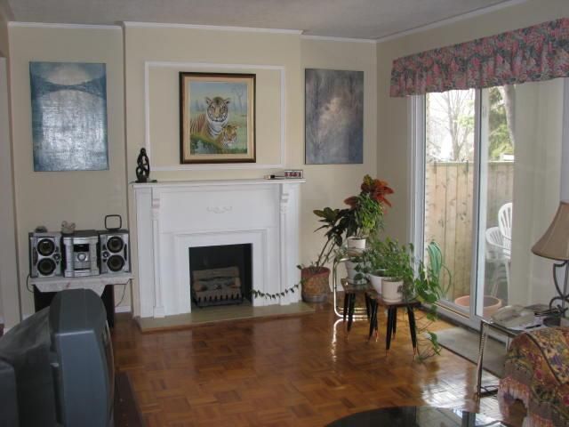 9 - 1270 Gainsborough Dr, Oakville, L6H2L2 | Image 2