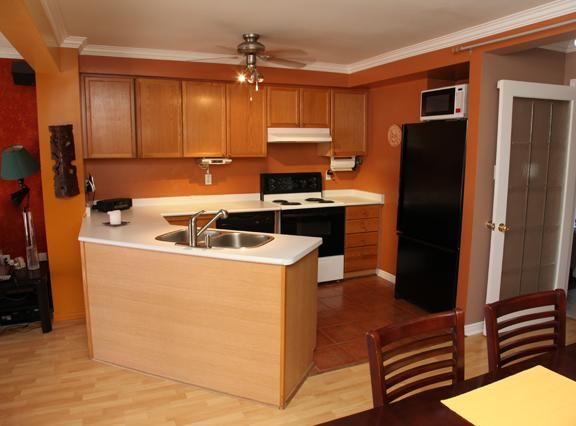 20 Langdale Cres, Brampton, L6Y 4S2 | Image 3